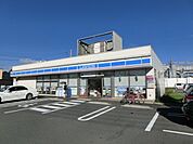 ローソン鎌ケ谷中央店 1059m