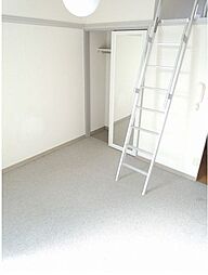 レオパレス北初富 302 3階1Kのリビング/ダイニング