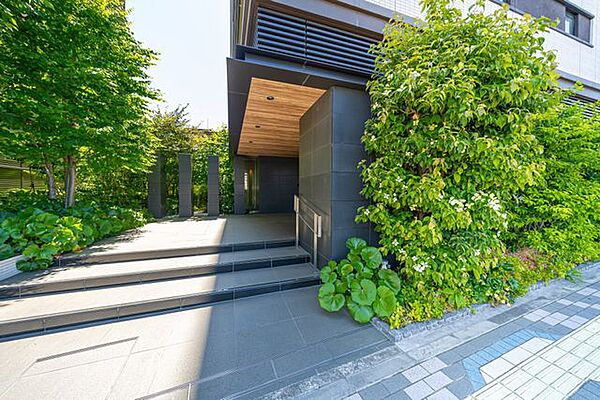 エントランスを拡大表示