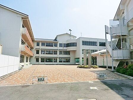 蕨市立北小学校 徒歩6分。 480m