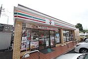 セブンイレブン川崎野川店 556m