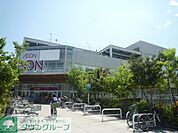 イオンモール 徒歩13分。 1040m