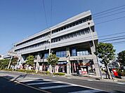 狭山郵便局 徒歩9分。郵便局 710m