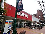西友西所沢店 404m