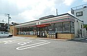 セブンイレブン志木中宗岡店 851m