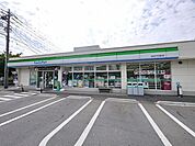 ファミリーマート所沢けやき通り店 515m