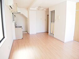 コウエイビル 202 2階ワンルームのリビング/ダイニング