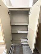 シューズボックス