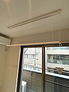 洋室4.3帖　室内物干し