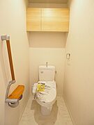 ウォッシュレットつきトイレ