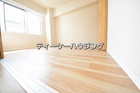明るい陽射しと爽やかな風を呼び込む。心地よい空間を創造いたしました。