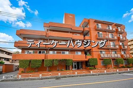 堂々とした佇まいが、住む者に満足感と安心感を与えてくれます。