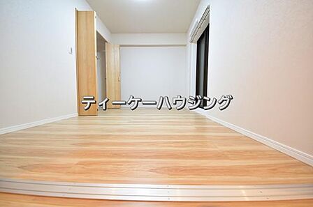 精錬された空間は日々の生活に歓びをもたらしてくれる筈です。