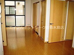 居間