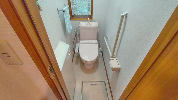 トイレを拡大表示