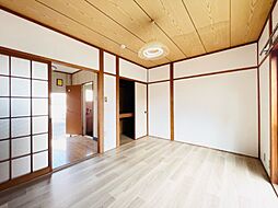 居間