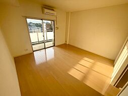 エストレイラ飯塚 6階1Kのリビング/ダイニング