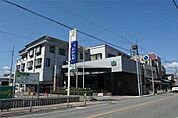 飯塚信用金庫新飯塚支店 1074m