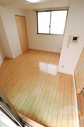 JR東海道・山陽本線 吹田駅 徒歩5分の賃貸マンション 6階ワンルームのリビング/ダイニング