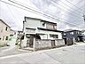 外観：落ち着いた色調に囲まれた、穏やかな日常が送れる住まい。