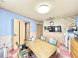 足立区花畑2丁目 中古戸建 4LDKのリビング/ダイニング