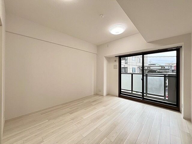 リビング/ダイニング ヴェルビュせんげん台ステーションプラザ 2階/-