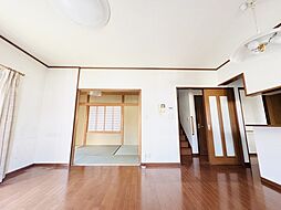 居間