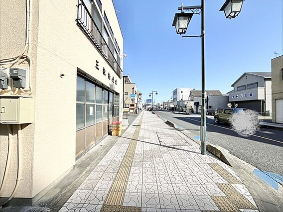 整然とした街並...