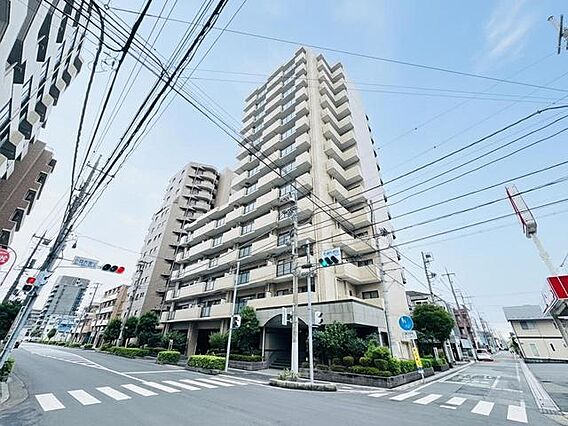 草加駅から徒歩...