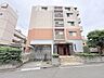 外観：街並みに溶け込む洗練された佇まいが、穏やかな日常の始まりを優しく迎えてくれます
