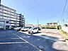 ゆとりある広さと開放感が心地よい、見通しの良い整えられた空間