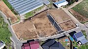 ドローンからの上空写真です。土地は約76坪(うち雑種地約18坪)あるため広々しています！陽当たりも良好です！