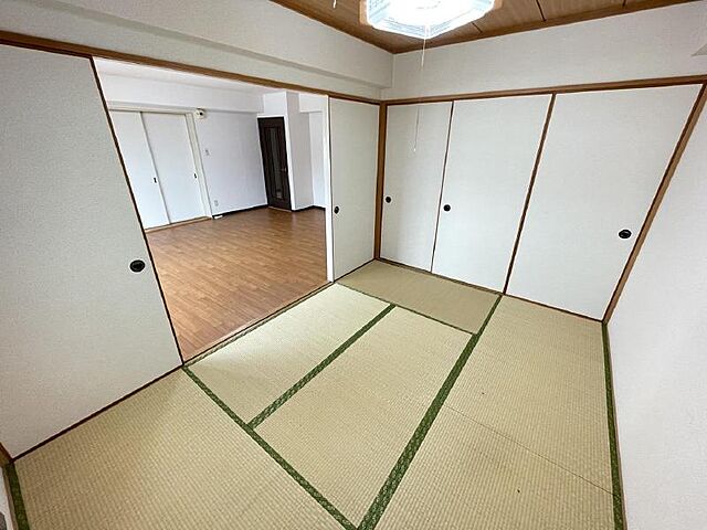 寝室
