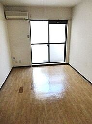 ラ・レジダンス・ド・アドラーブル 3階1Kのリビング/ダイニング