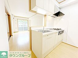 フロンティアハイムII棟 1階1LDKのリビング/ダイニング