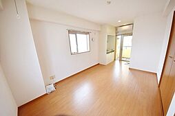 ビジュー府中 3階ワンルームのリビング/ダイニング