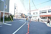 駅前 2000m
