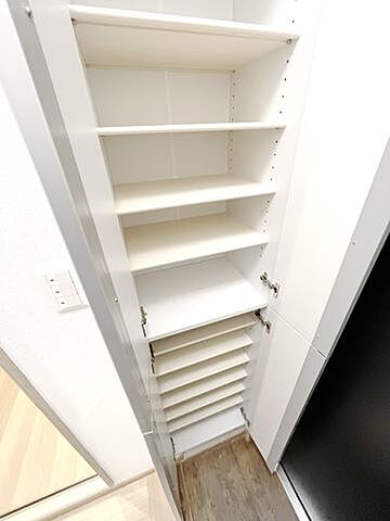 収納