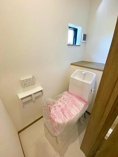 トイレを拡大表示
