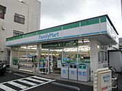 ファミリーマート 118m