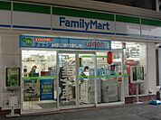 ファミリーマート 178m
