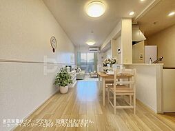 レ　プリューム　ドゥ 2階2LDKのリビング/ダイニング