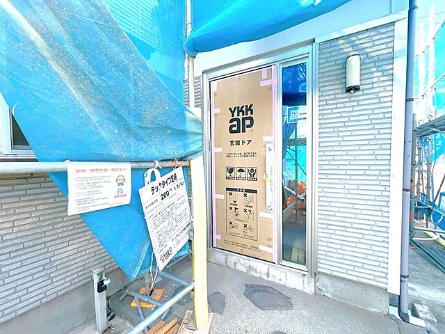 玄関 射水市緑町9-10