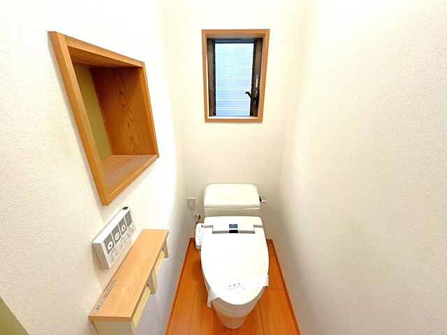 トイレ 小矢部市石動町6-3