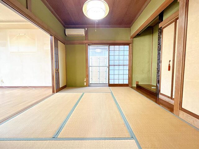 室内 高岡市大野651