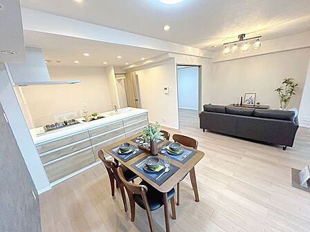 【リフォーム済】リビングになります。