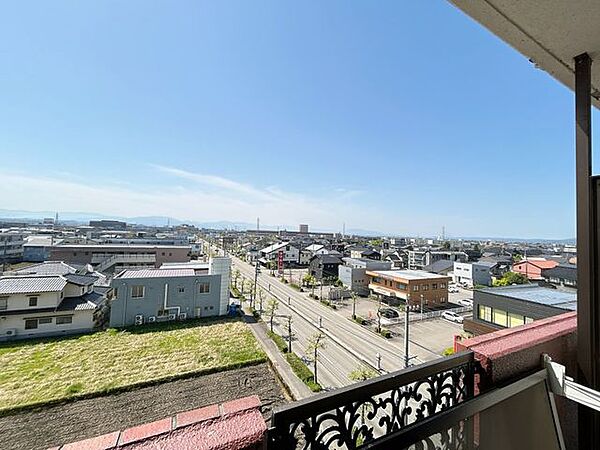 室内を拡大表示