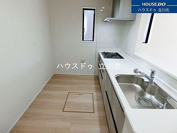 キッチンを拡大表示
