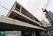 蕨駅(JR東日本 京浜東北線) 徒歩14分。 1120m