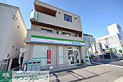 ファミリーマートさいたま桜木町店 徒歩7分。コンビニ 490m